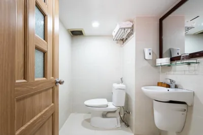 King Hotel Saigon Airport – Foto’s 6
